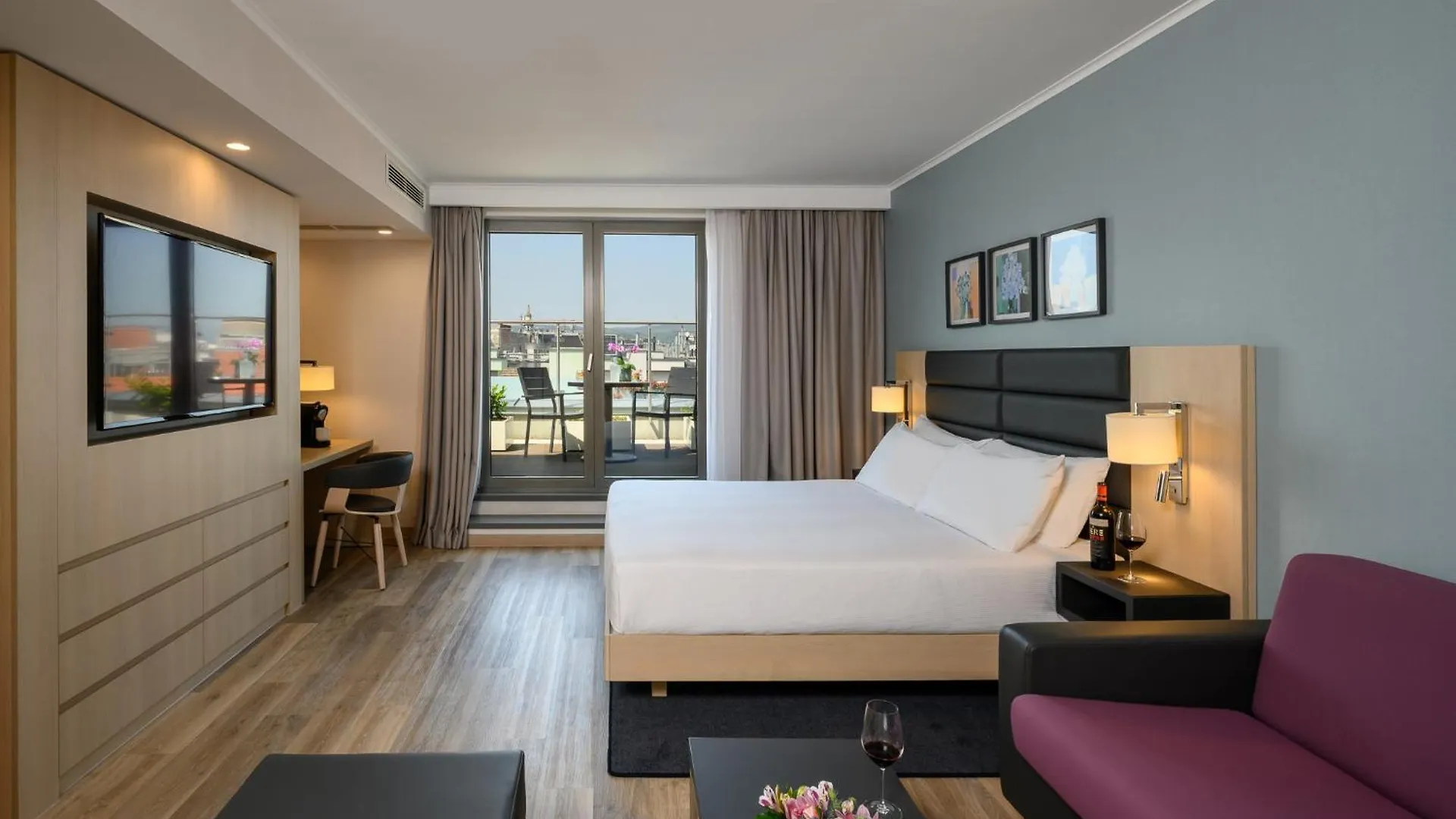 Hilton Garden Inn Budapest City Centre Hotel