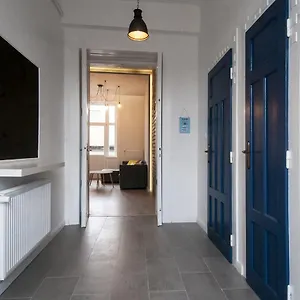  Apartament Stylish Downtown
