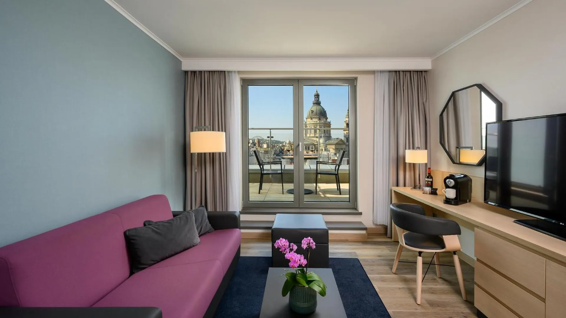 Hilton Garden Inn Budapest City Centre 4*,